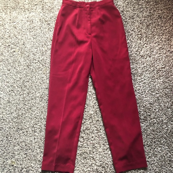 *SOLD* Paniz Red High waisted pin up plated pants - Picture 5 of 6